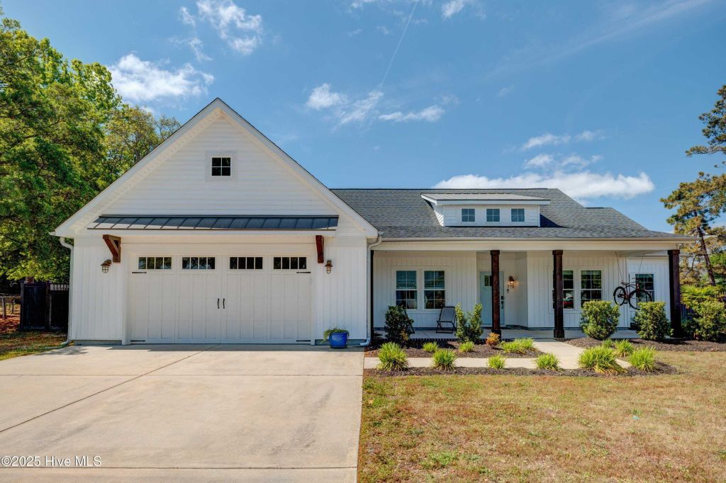 Property photo 1 of 31