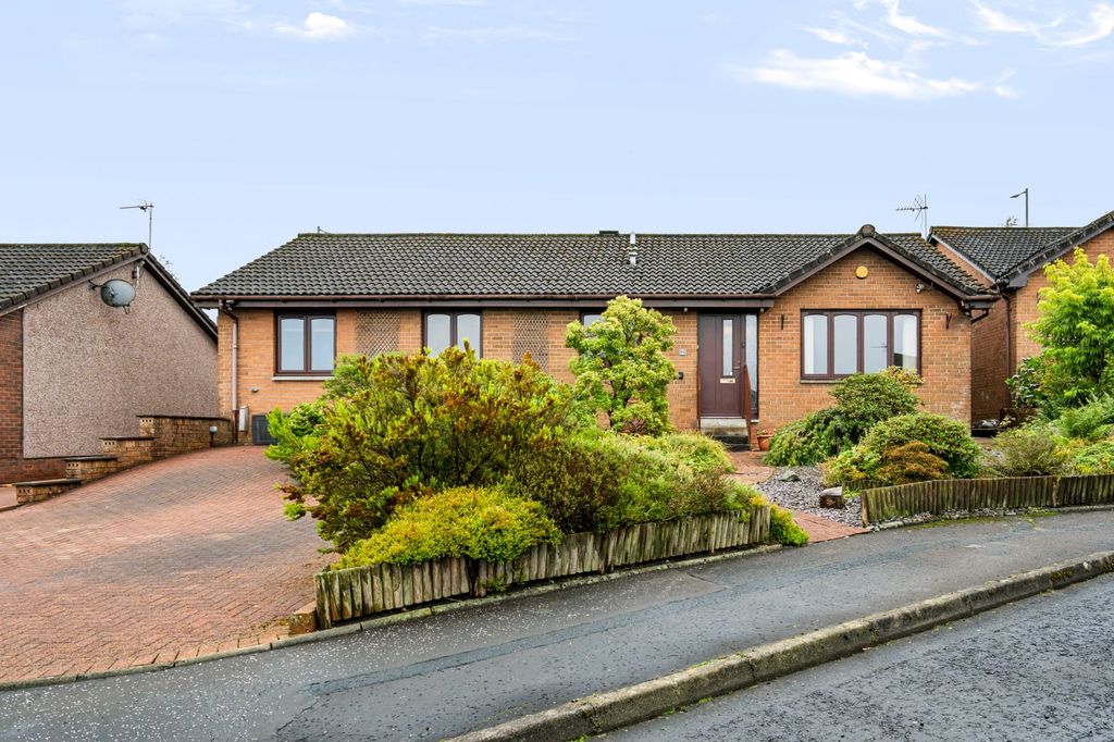Property photo 1 of 41