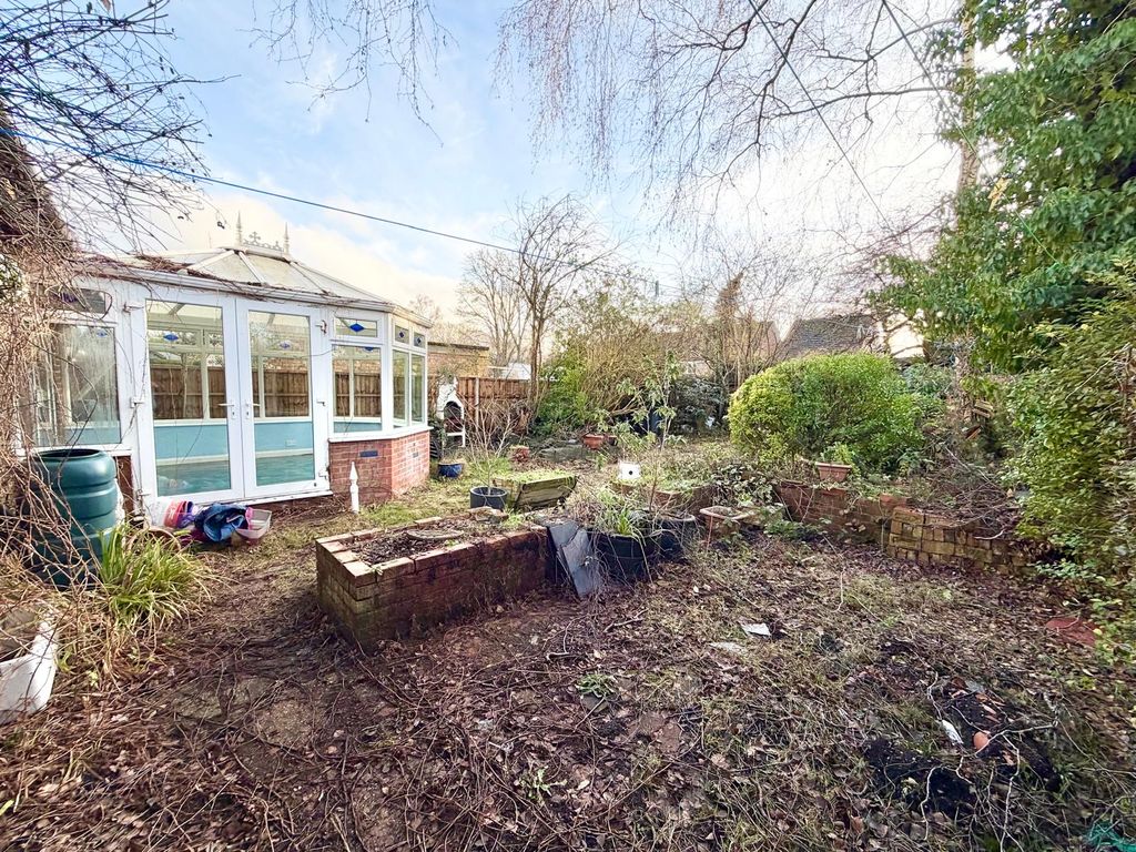 Property photo 2 of 15 7d065A6d-F52A-4225-8De0-F4B1c9567Cfc