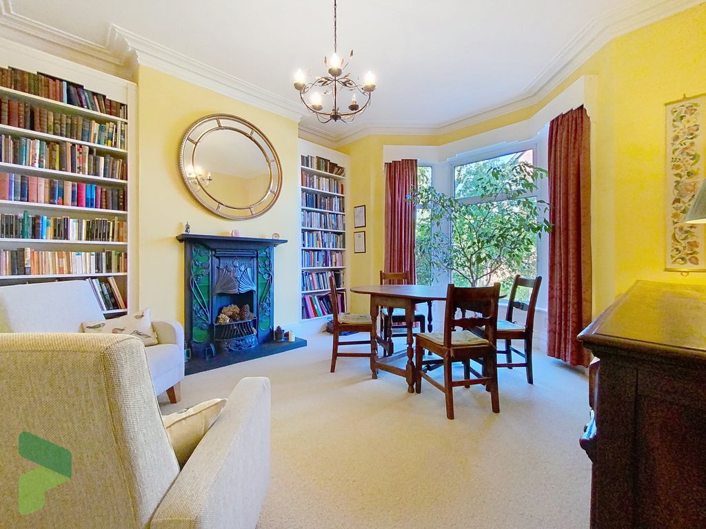 Property photo 2 of 59 Dining Room