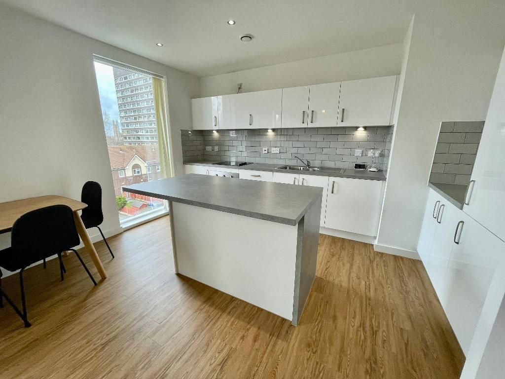 Property photo 3 of 9 Photo 3