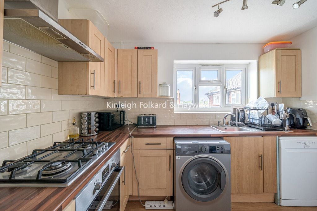 Property photo 3 of 10 Picture No. 10