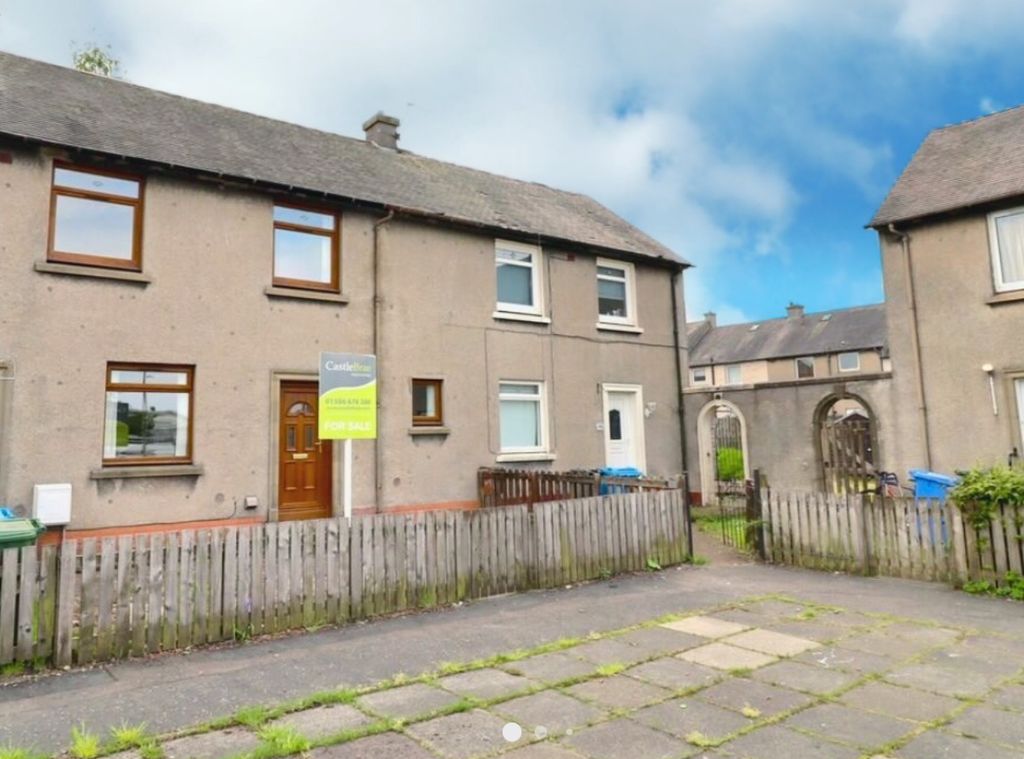 Property photo 1 of 11
