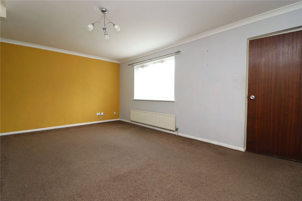 Property photo 3 of 24 Picture No. 05