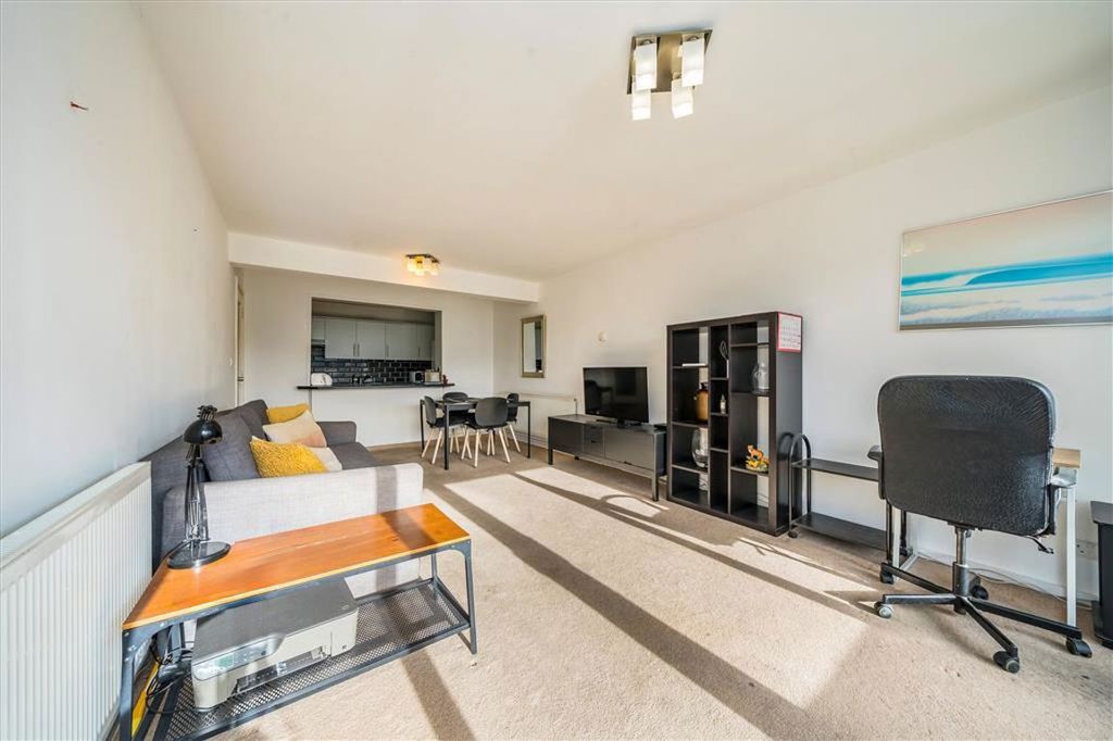 Property photo 3 of 7