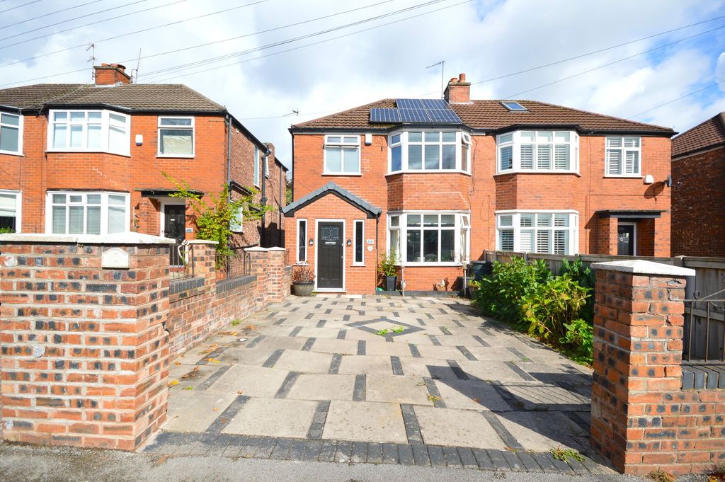 Property photo 1 of 27