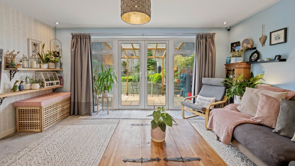 Property photo 1 of 23