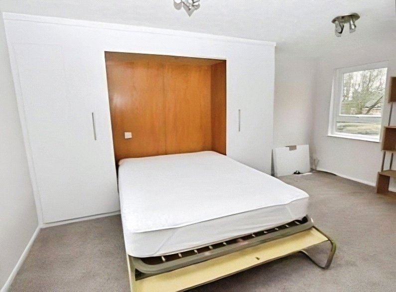 Property photo 2 of 4 Picture No. 01