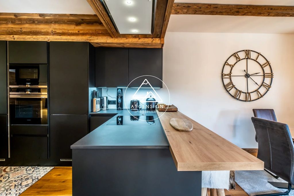 Property photo 3 of 35