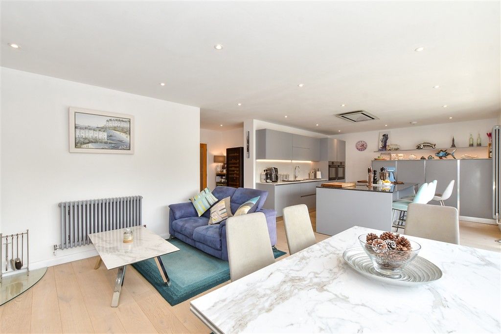 Property photo 2 of 16 Kitchen/Diner