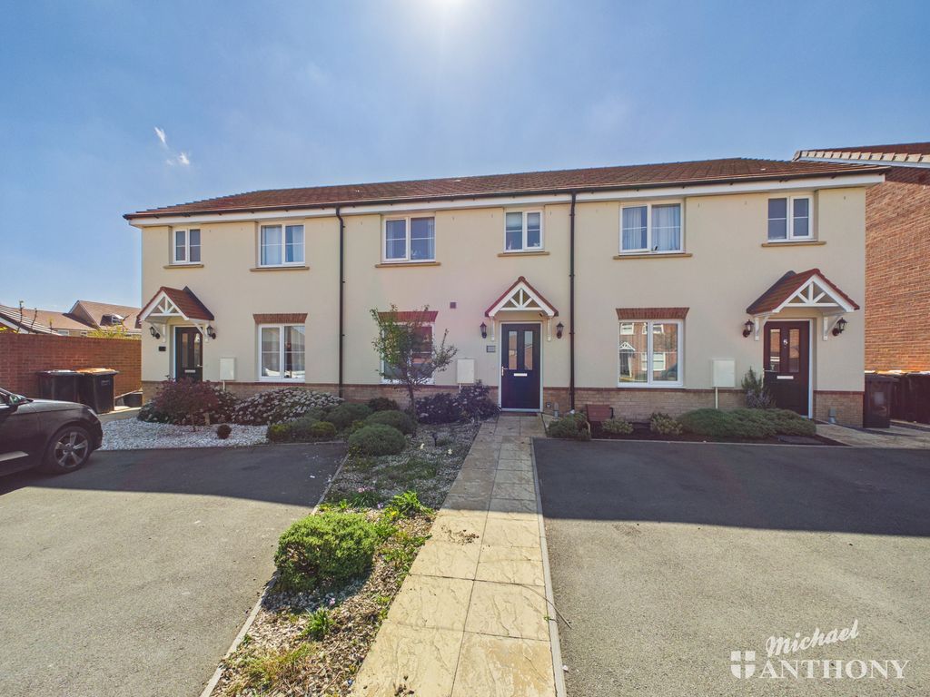 Property photo 1 of 15 Cam02773G0-Pr0426-Still033