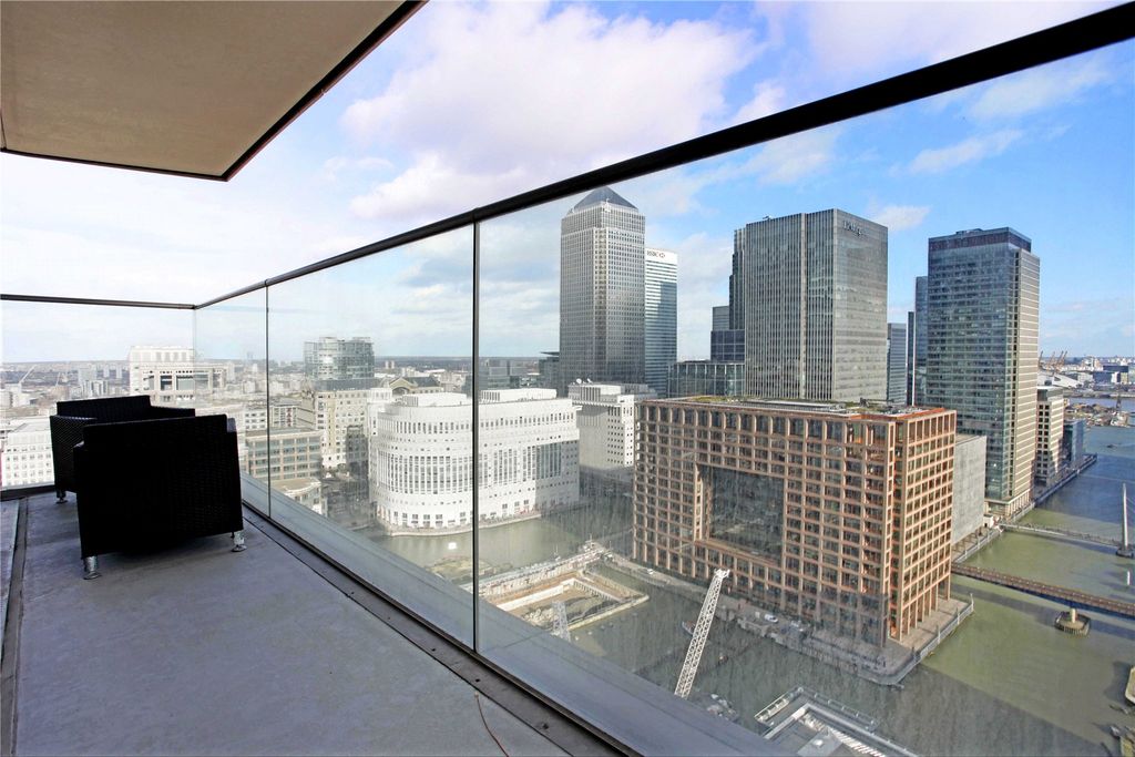 Property photo 2 of 35 Picture No. 43