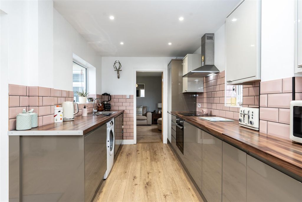 Property photo 2 of 23 Dsc09118.Jpg