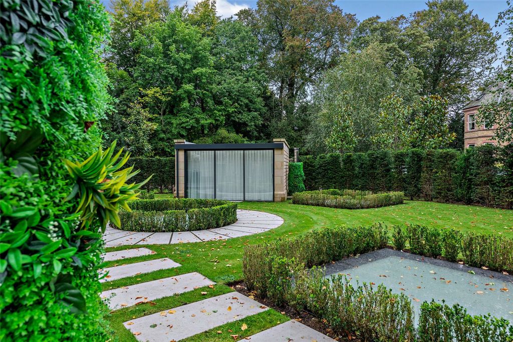 Additional image 29 of 3 bed detached house to rentSt. Margarets Road, Altrincham, Greater Manchester WA14