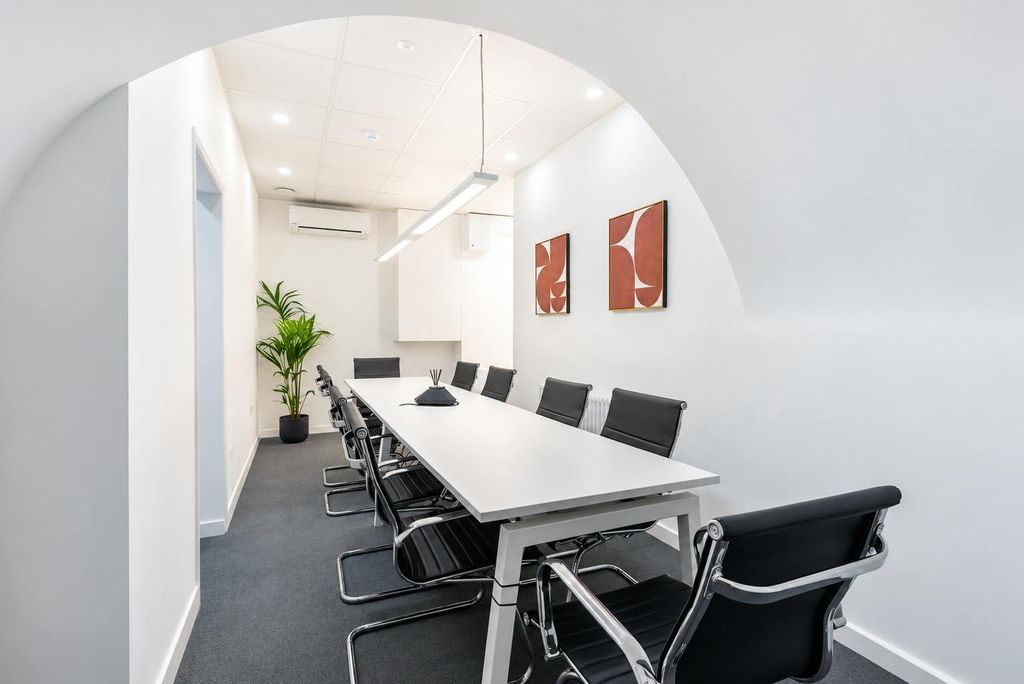 Property photo 3 of 7 Boardroom.Png