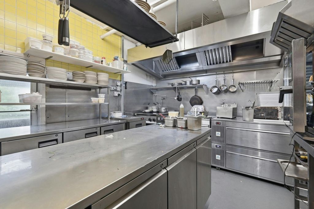 Property photo 3 of 6 29_Img_2853.Jpg