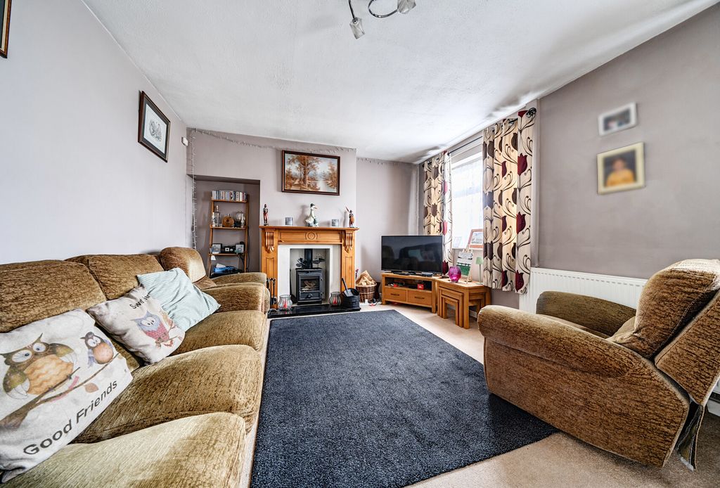 Property photo 2 of 24 1469811-7-6A1Ec55...