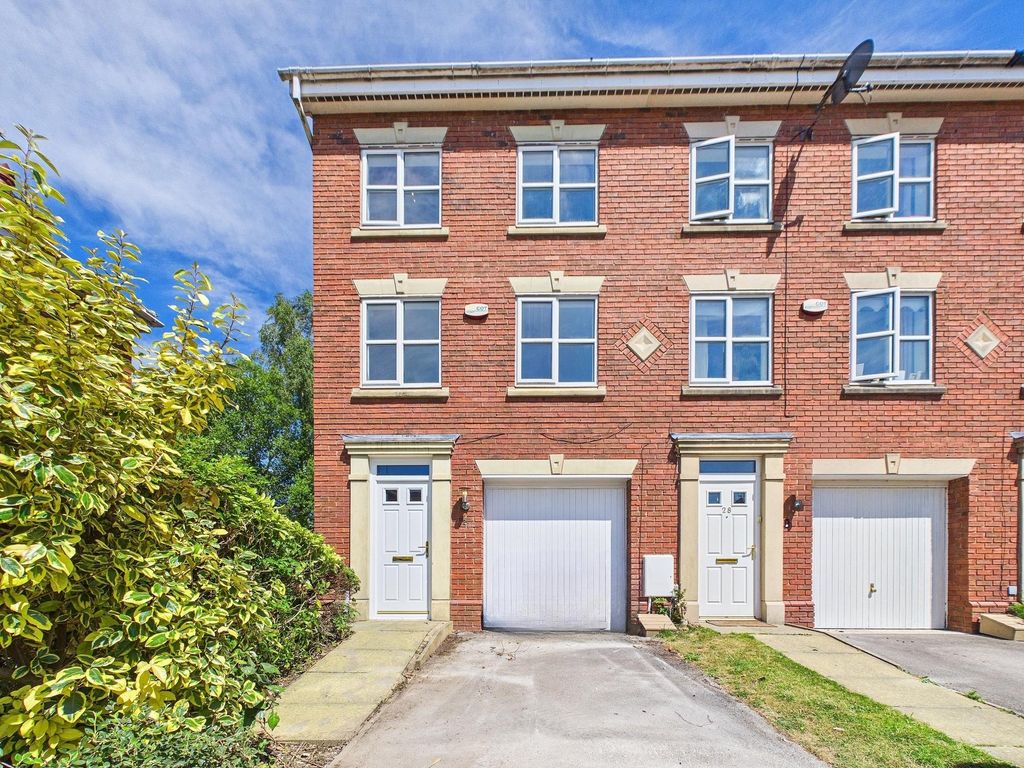 Property photo 1 of 28