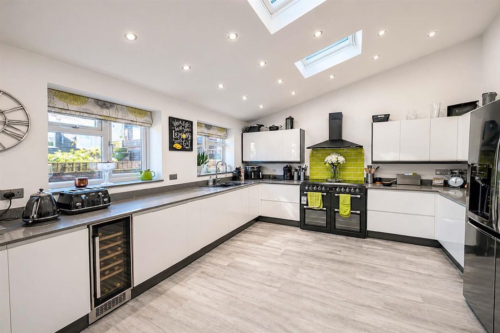 Property photo 2 of 14 Kd1.Jpg