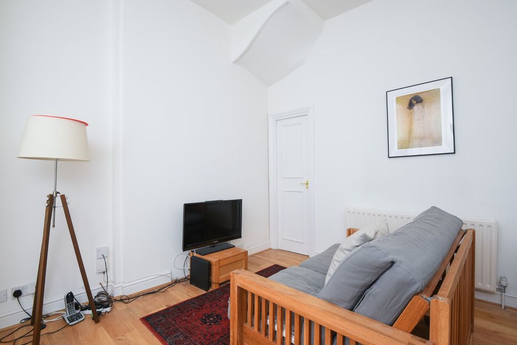 Property photo 3 of 7 Picture No. 07