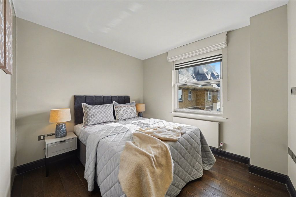 Property photo 2 of 10 Picture-No-19-47