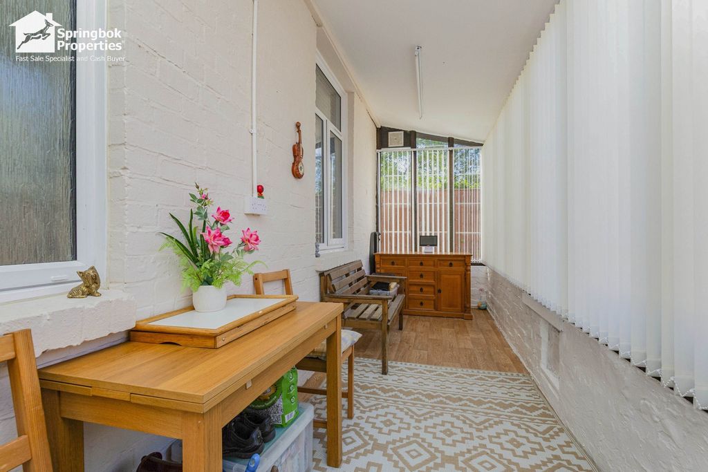 Property photo 2 of 17 Image 2