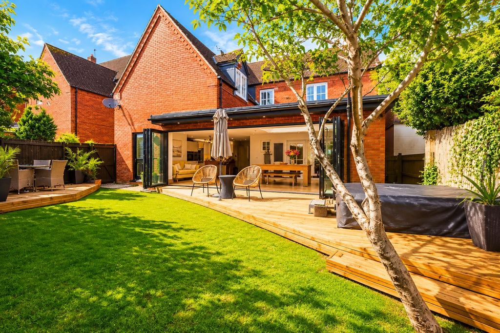Property photo 1 of 35 l17.Png