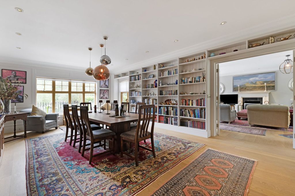 Property photo 3 of 59 Dining Room