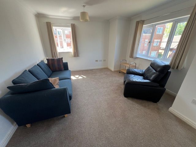 Property photo 2 of 8 Living Room