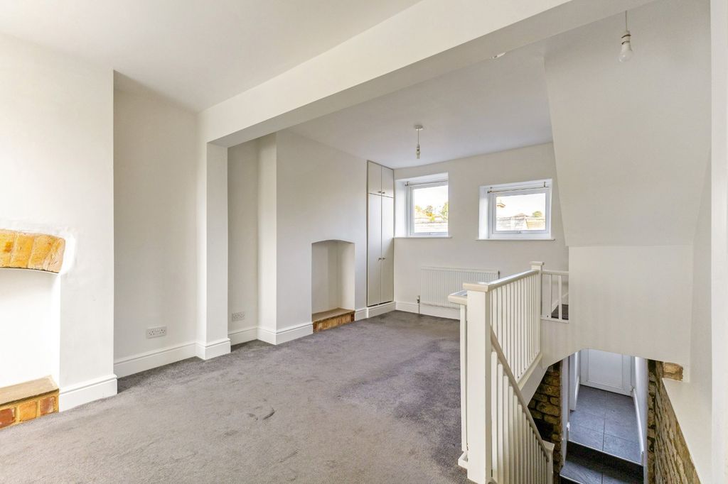 Property photo 3 of 18 Reception Room