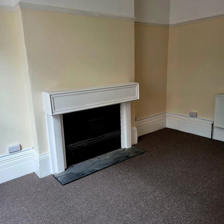Property photo 3 of 8 Living Room 2