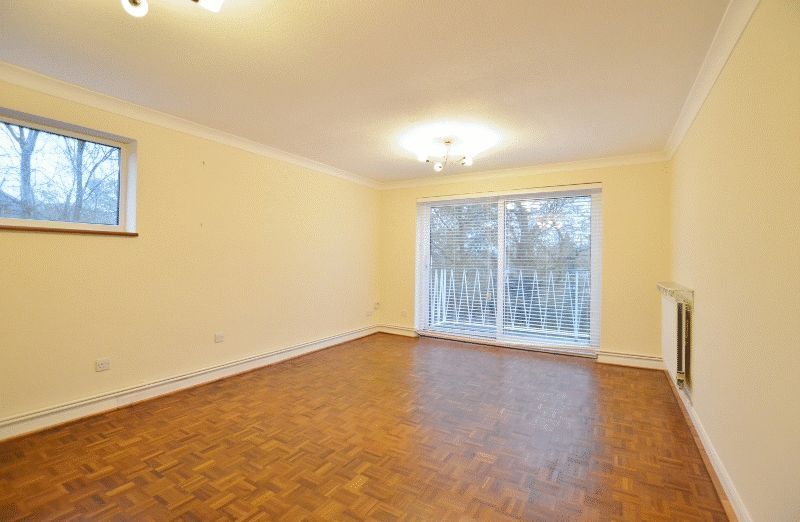 Property photo 2 of 8 Photo 8