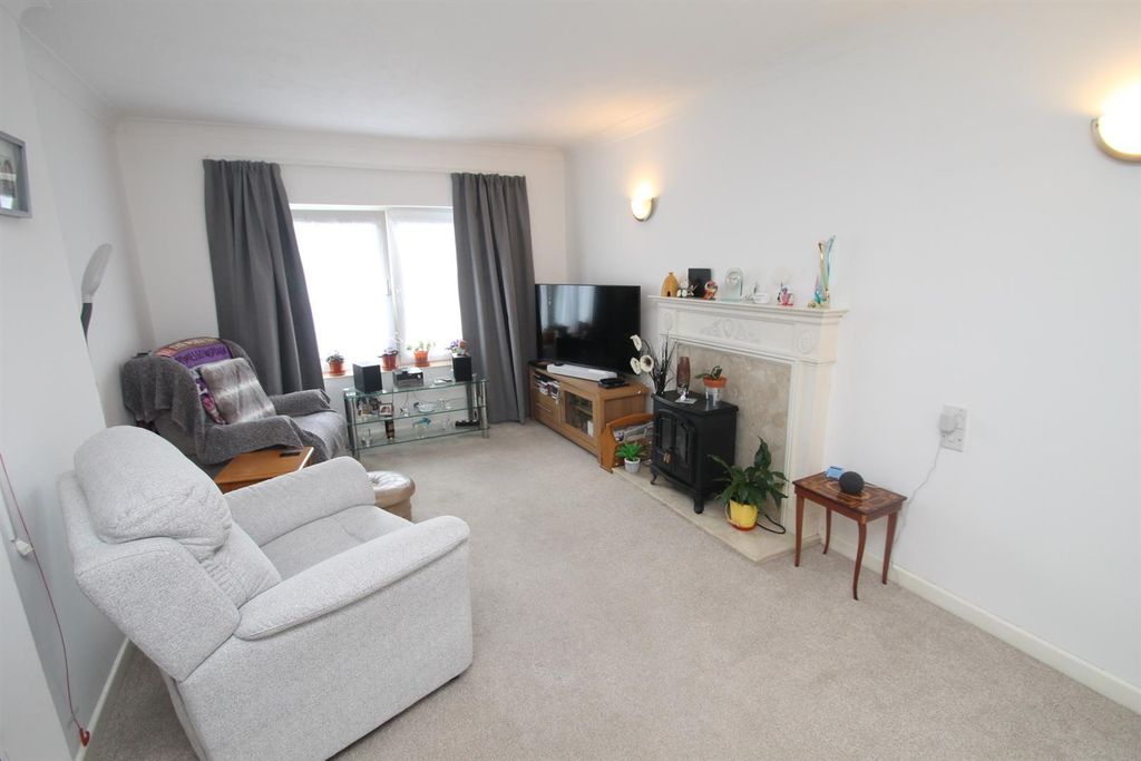 Property photo 1 of 14 Img_0126.Jpg