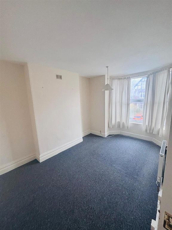 Property photo 2 of 10 Whatsapp Image 2026-04-09 At 10.14.32 (3).Jpeg