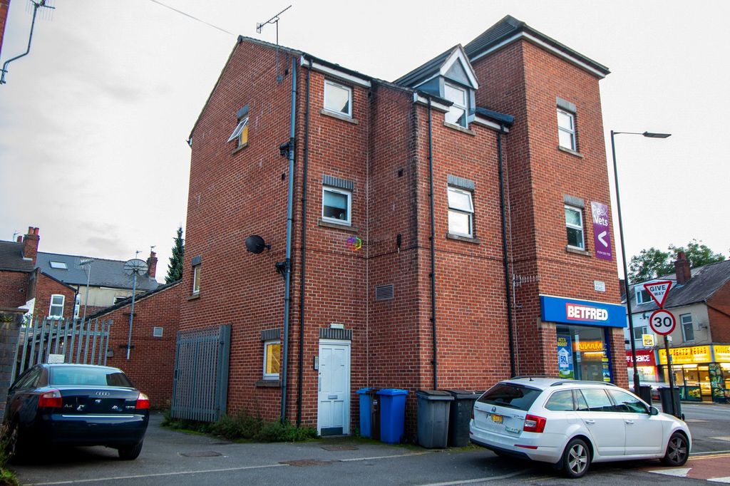 Property photo 1 of 6