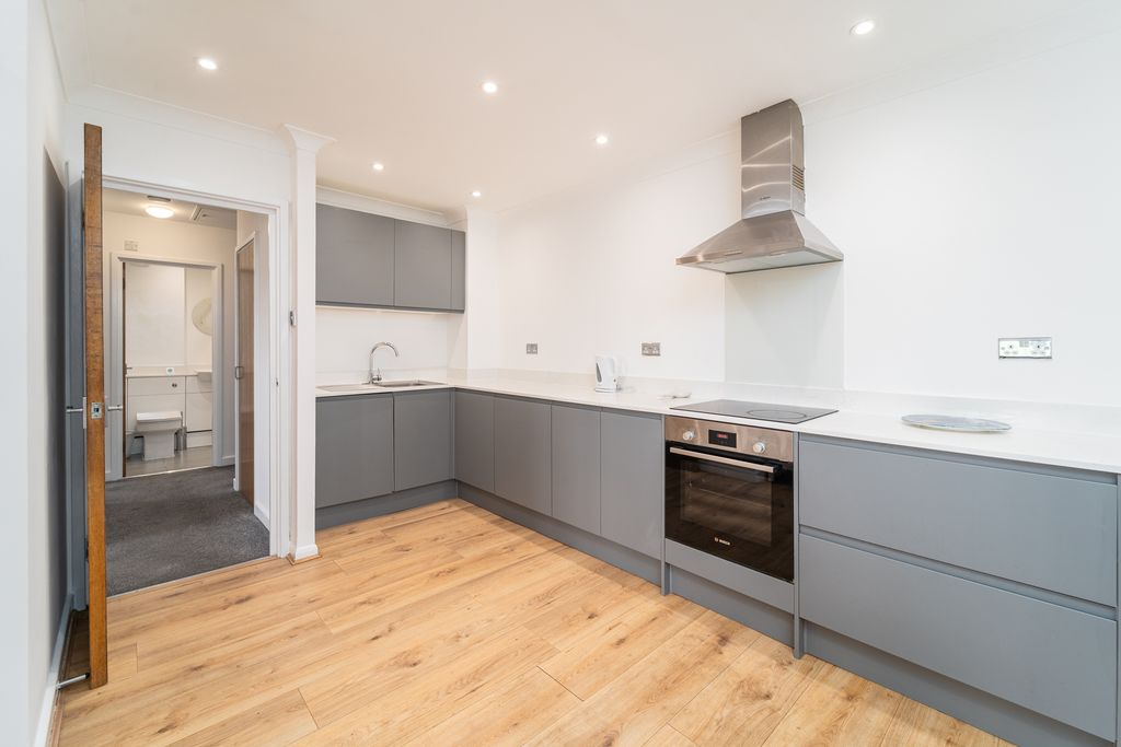 Property photo 3 of 9 Ndb00027-Edit