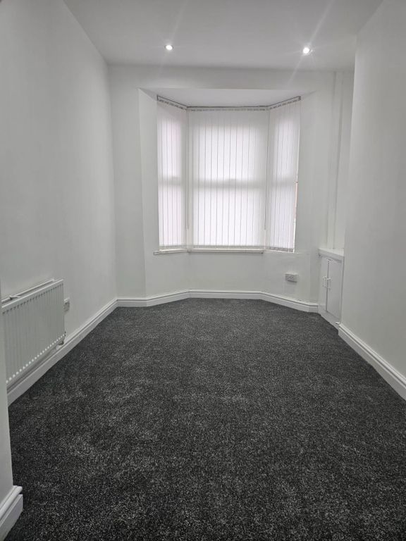 Property photo 3 of 19 Photo 14