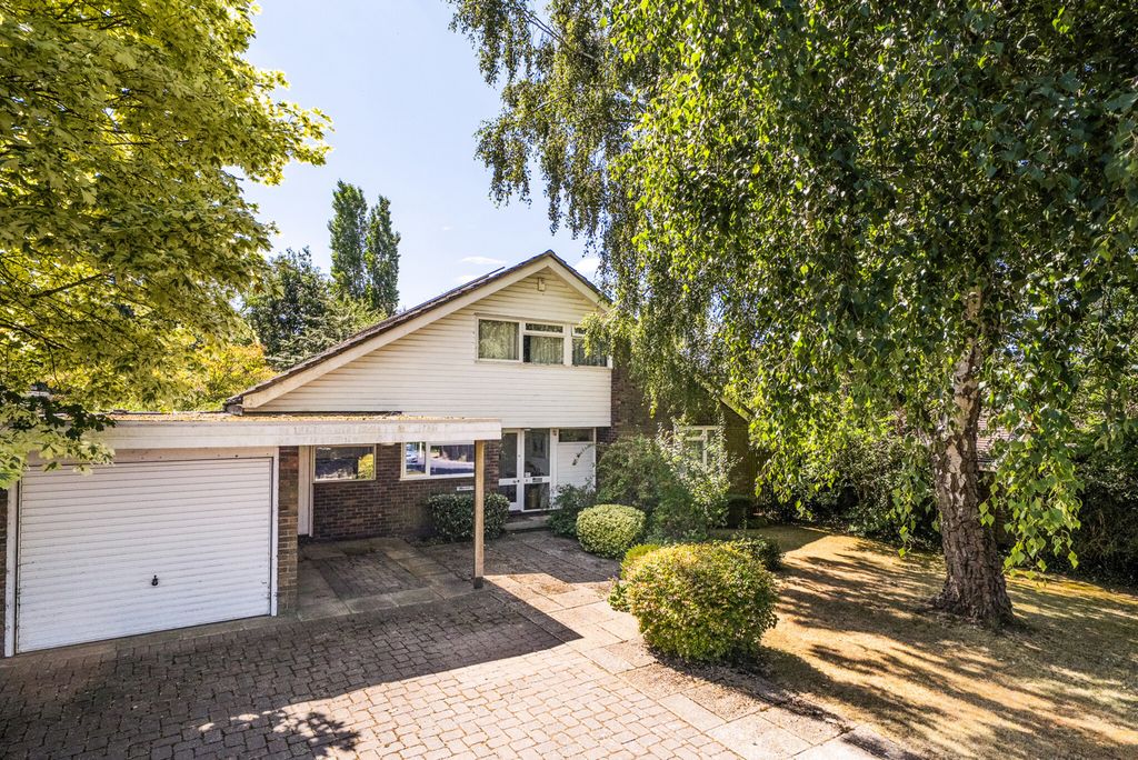 Property photo 1 of 26 1494646-1-6A5E267...