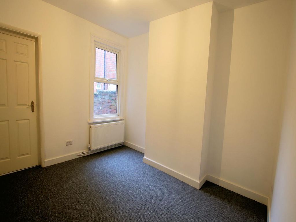 Property photo 3 of 8 Dining Room.Jpg