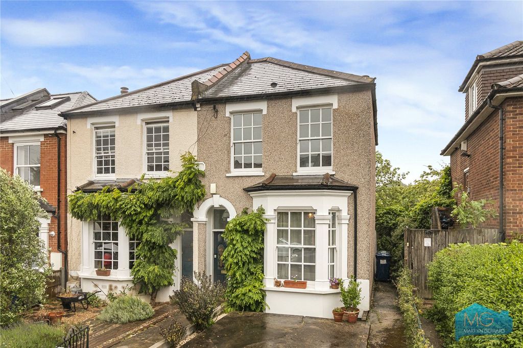 Property photo 2 of 22 Picture No. 24