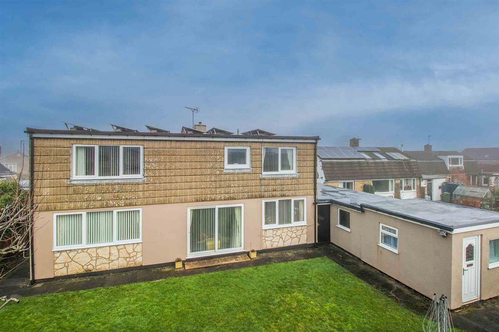 Property photo 1 of 24