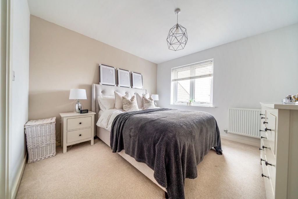 Property photo 3 of 12 956203 (7).Jpg