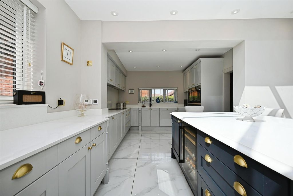 Additional image 14 of 5 bed detached house for saleEccleshall Road, Stafford ST16