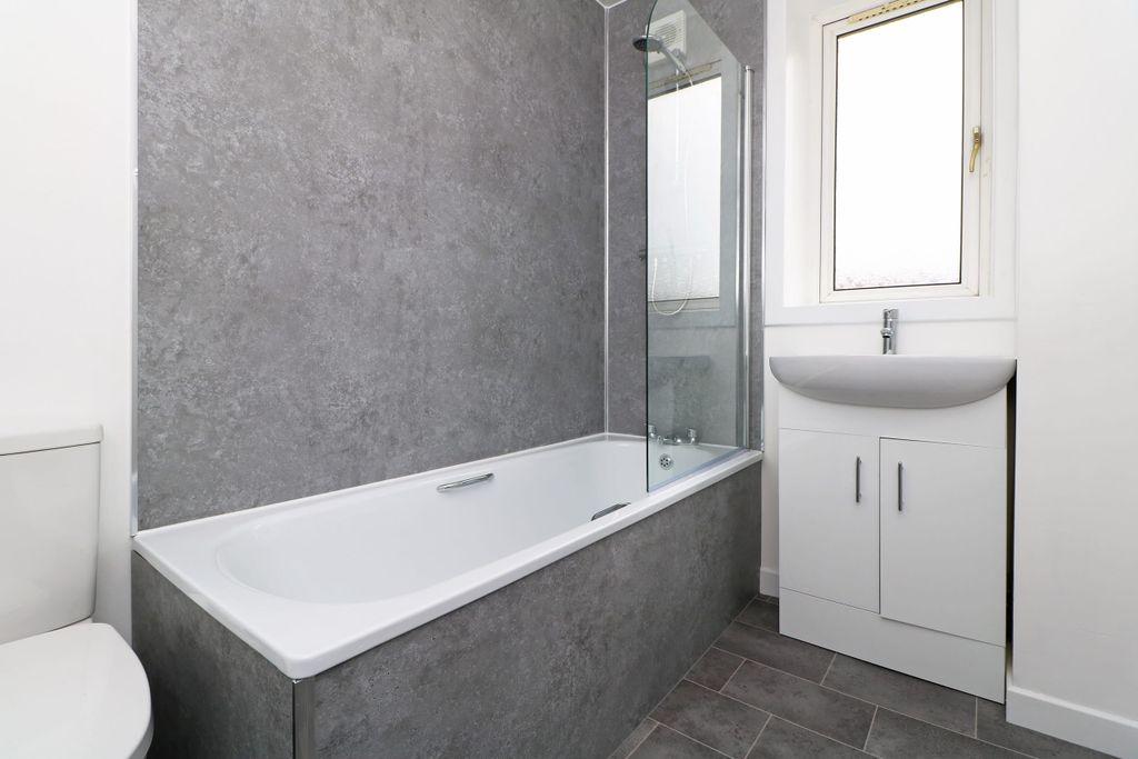 Property photo 2 of 14 Photo 2