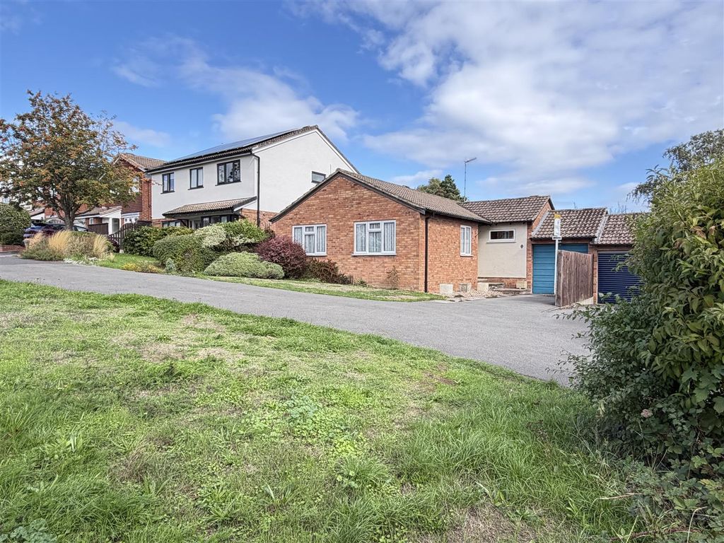Property photo 3 of 14 Img_0016 (New) .Jpg