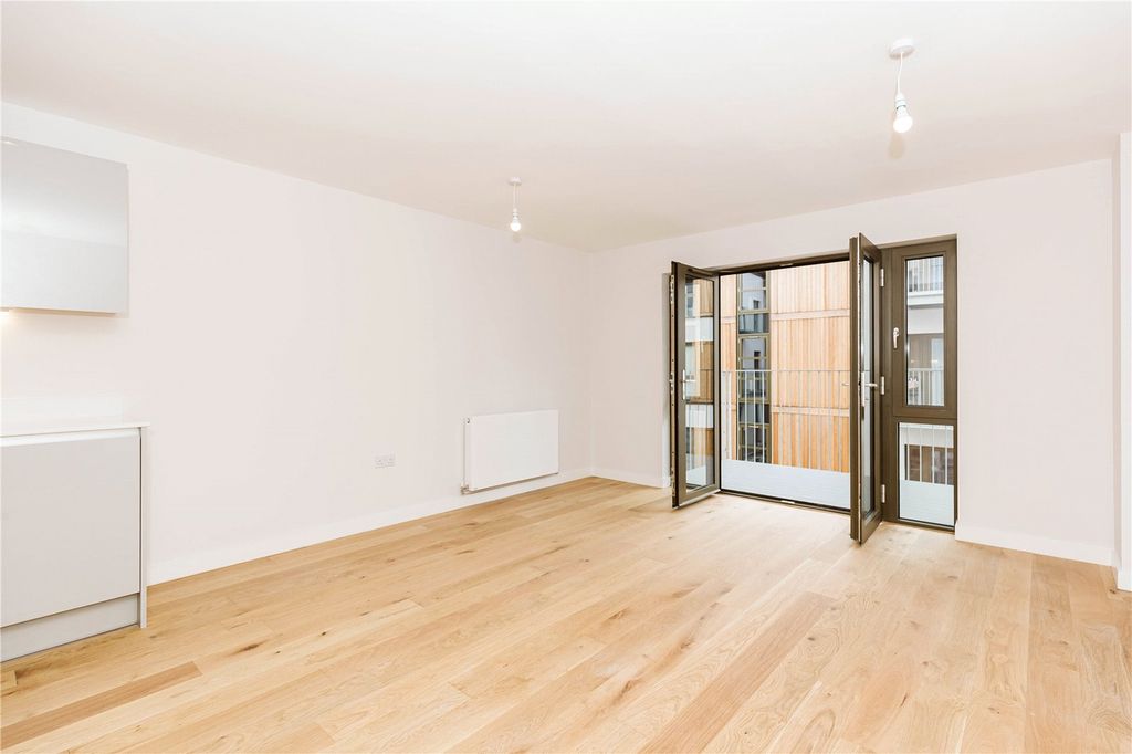 Property photo 1 of 14 Picture No. 08