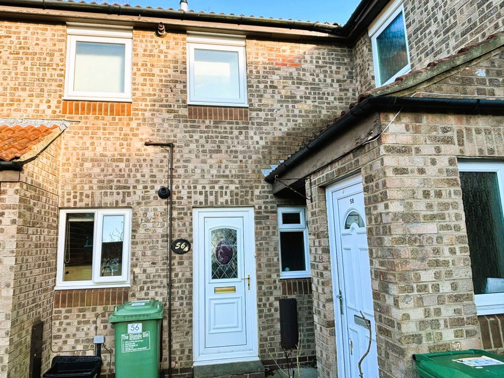 Property photo 1 of 9 One Bedroom Ground Floor Flat With Garden