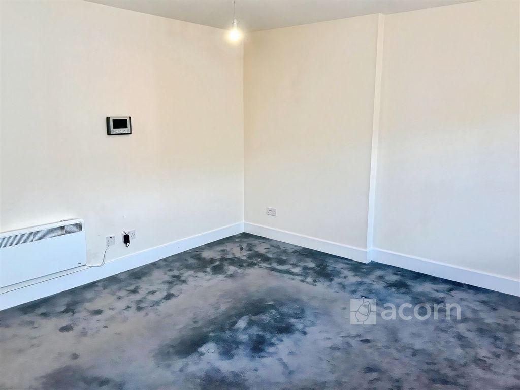 Property photo 3 of 7 9d885ba9-5