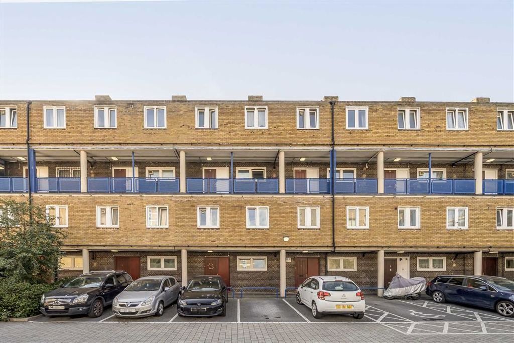 Property photo 1 of 7