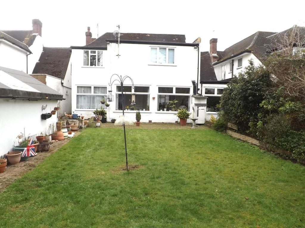 Property photo 2 of 20